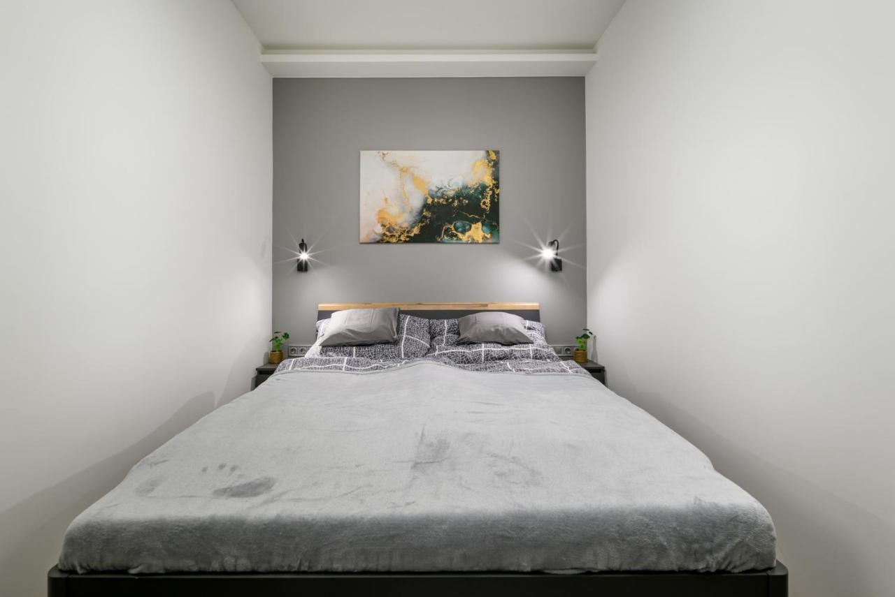 Golden Cage Premium Central Apartment Budapest Bagian luar foto